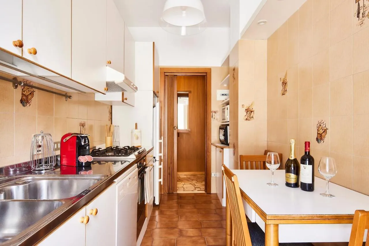 Corvetto Elyon Apartment Milan