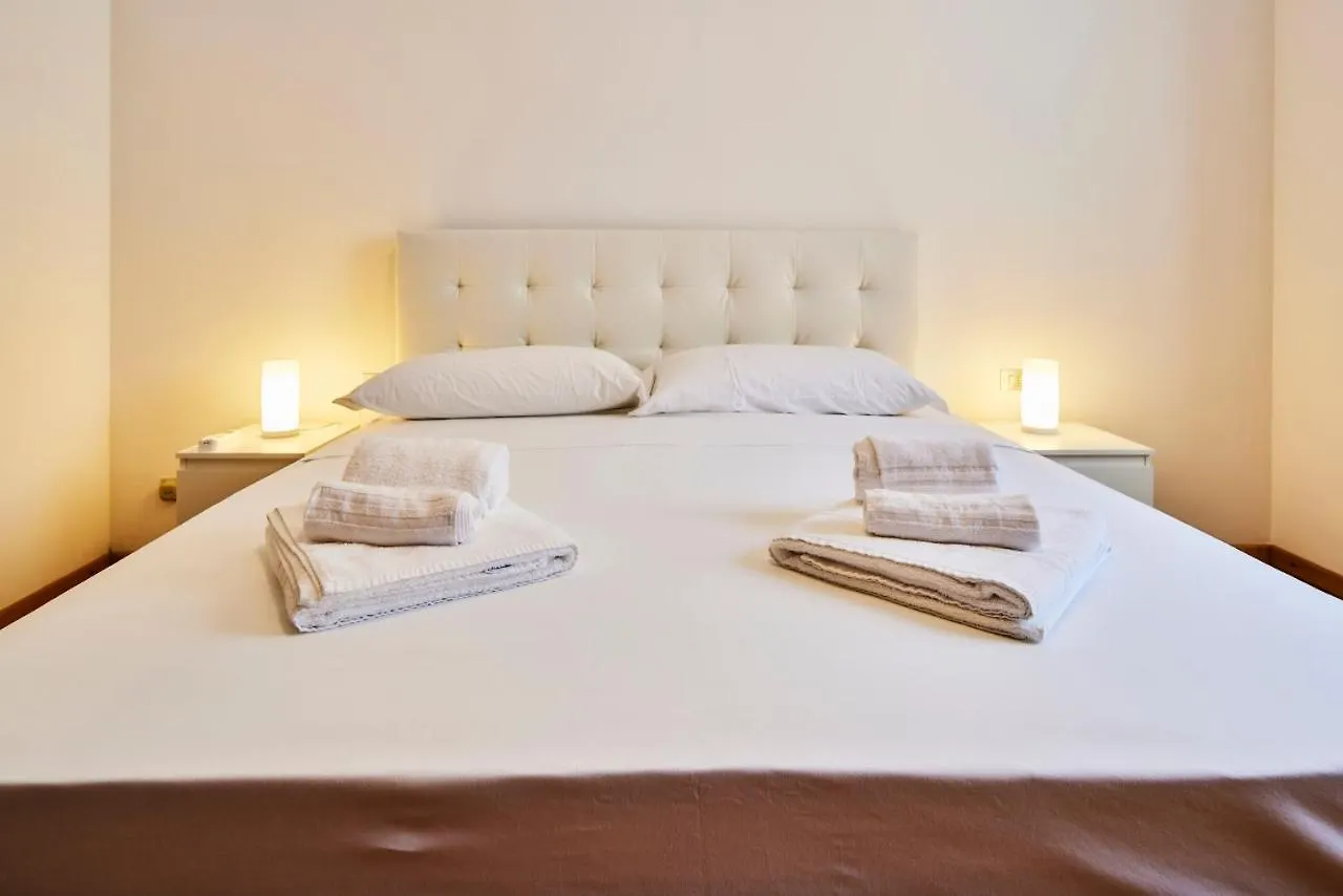 Corvetto Elyon Apartment Milan 0*,  Italy
