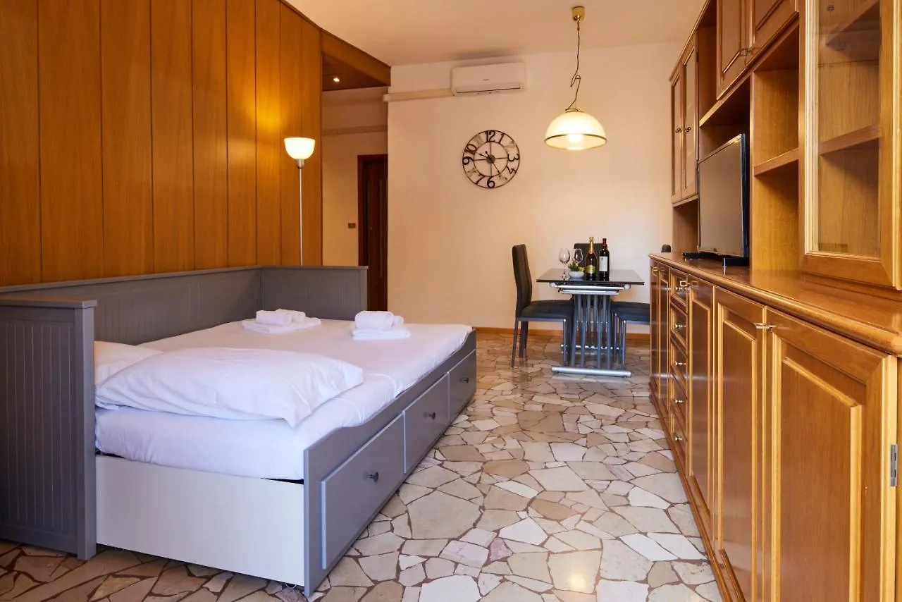 Corvetto Elyon Apartment Milan